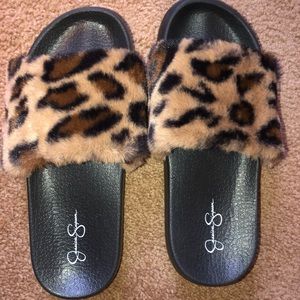 Jessica Simpson house slippers